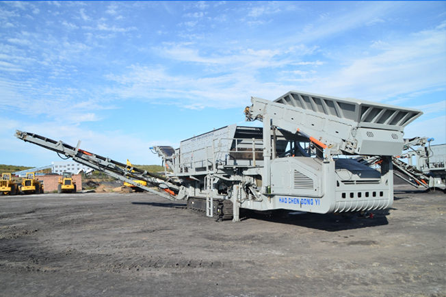 Crawler-Type mobile crusher used in quarry

