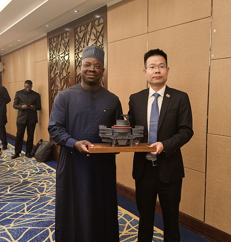 Senegal Ambassador and Mineral Minister in China’s capital Beijing and discuss about cooperation in Senegal and African Mining Markets插图2